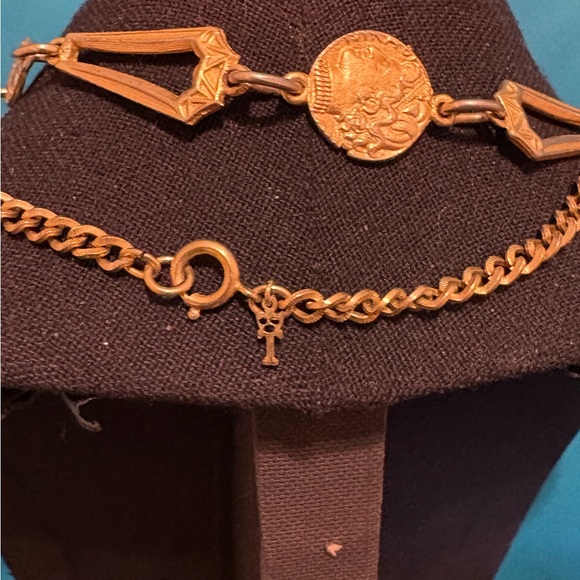 trifari vintage necklace lot of 5 varying lengths gold tone - Picture 8 of 12